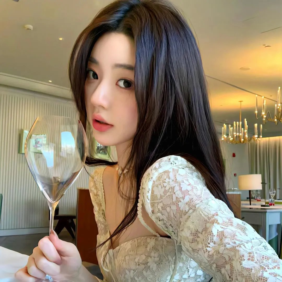 蓬门玉女金龟婿