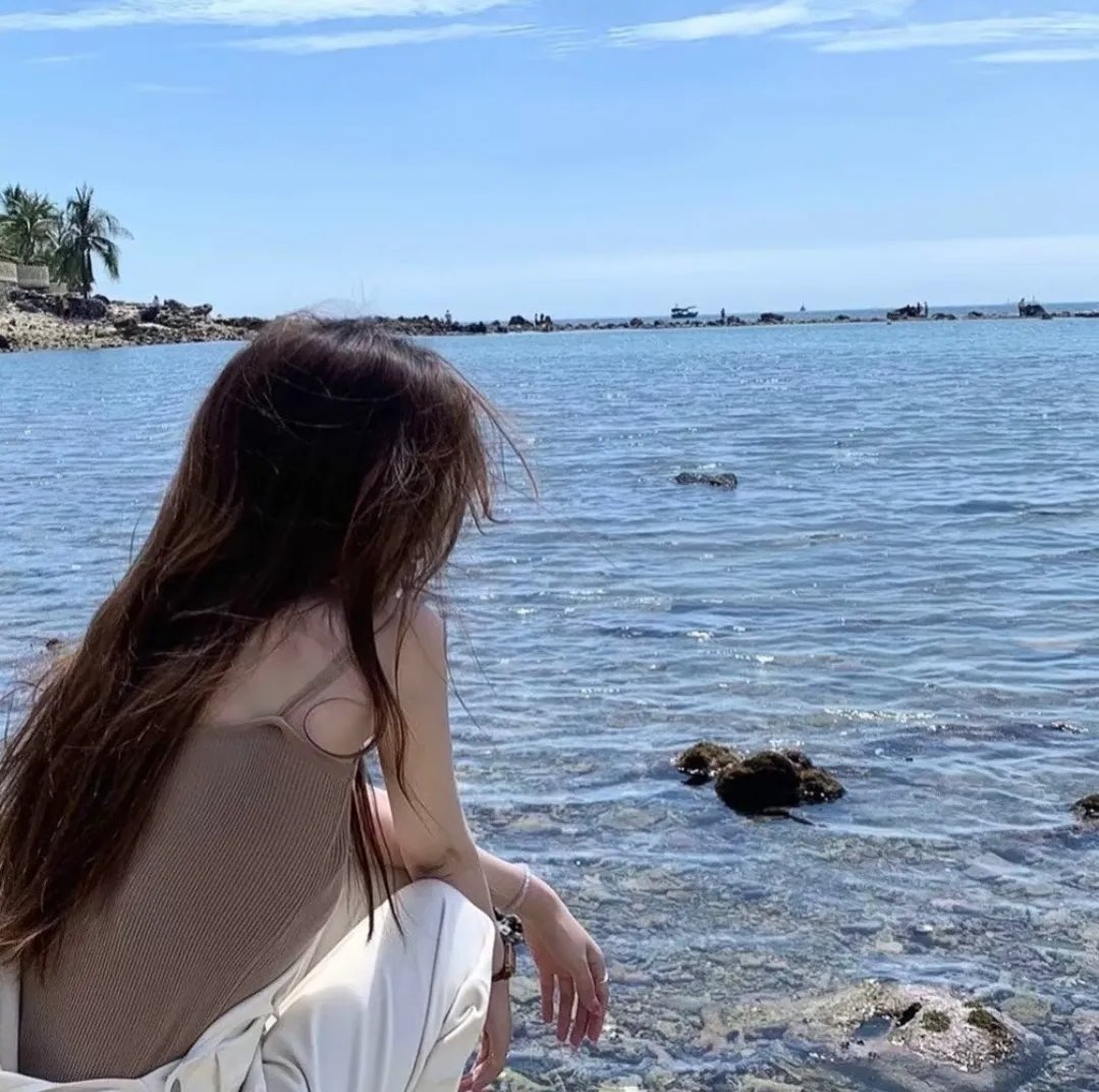 黄阿丽：小眼镜蛇